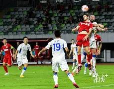 文班,板助馬刺逆,保羅里程碑,新葡京,新葡京app,新葡京娱乐,新普京赌场